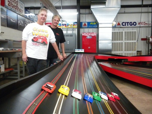 tunkel slot car tracks