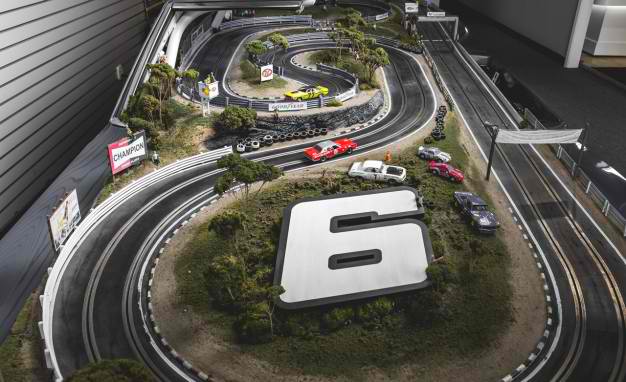 custom slot car tracks